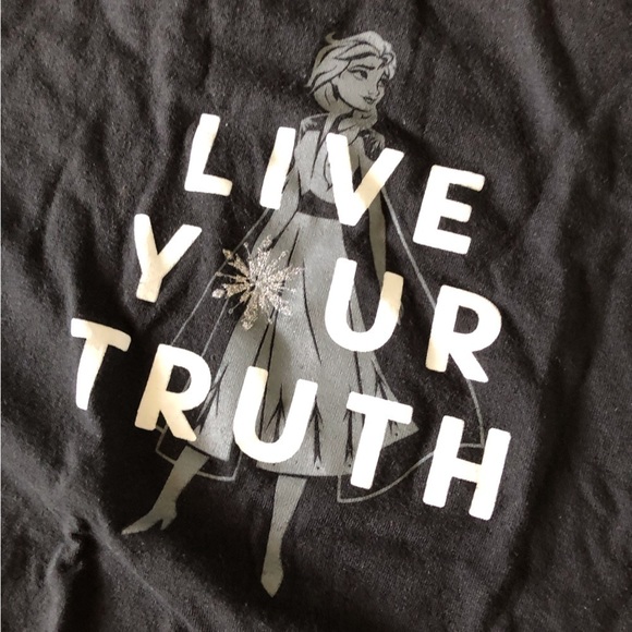 Disney Elisa “Live your truth” short sleeve boxy crop tee in size S (5/6) - Picture 3 of 4